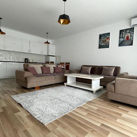 Entire Apartment - Near The Center Pristina Esterno foto