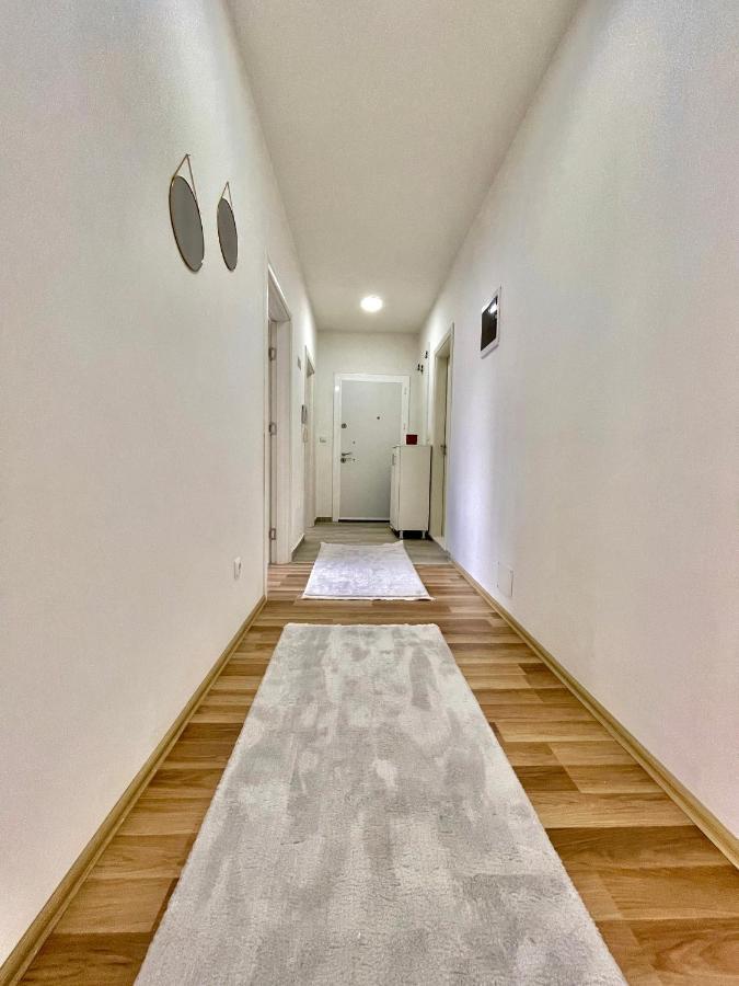 Entire Apartment - Near The Center Pristina Esterno foto